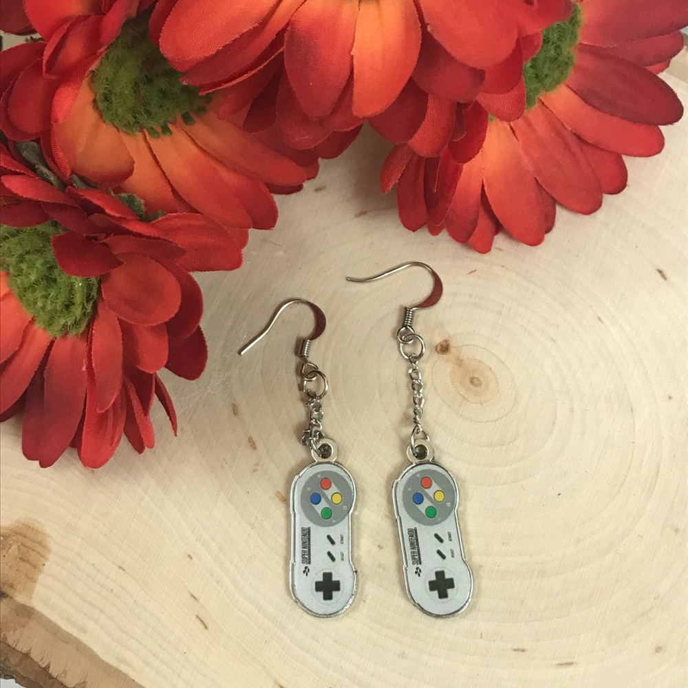 Super Nintendo Controller Dangle Earrings - Picture 2 of 4